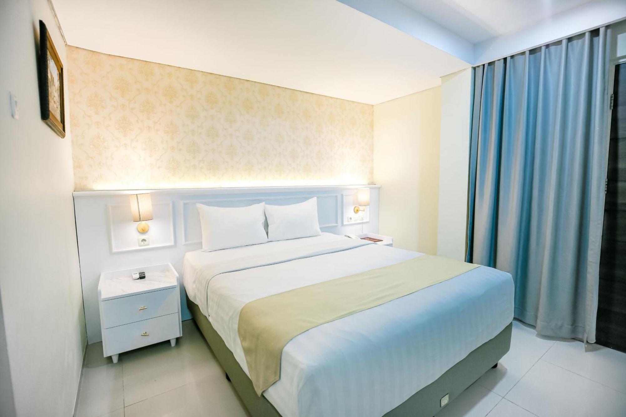 The Cube Hotel Malioboro, Azana Hotels Collection Yogyakarta Exterior foto